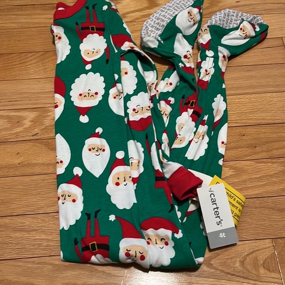 Set of 3 NWT Carters Christmas PJs - Picture 4 of 5